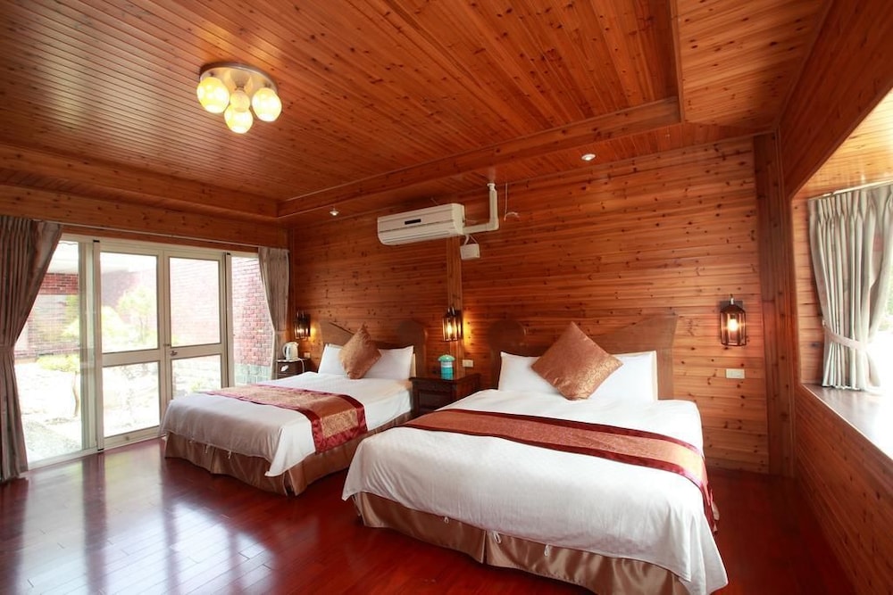 Deluxe Quadruple Room photo 1