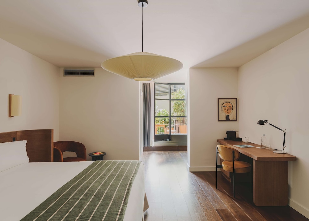 Gallery Room (terrace 4 pax)