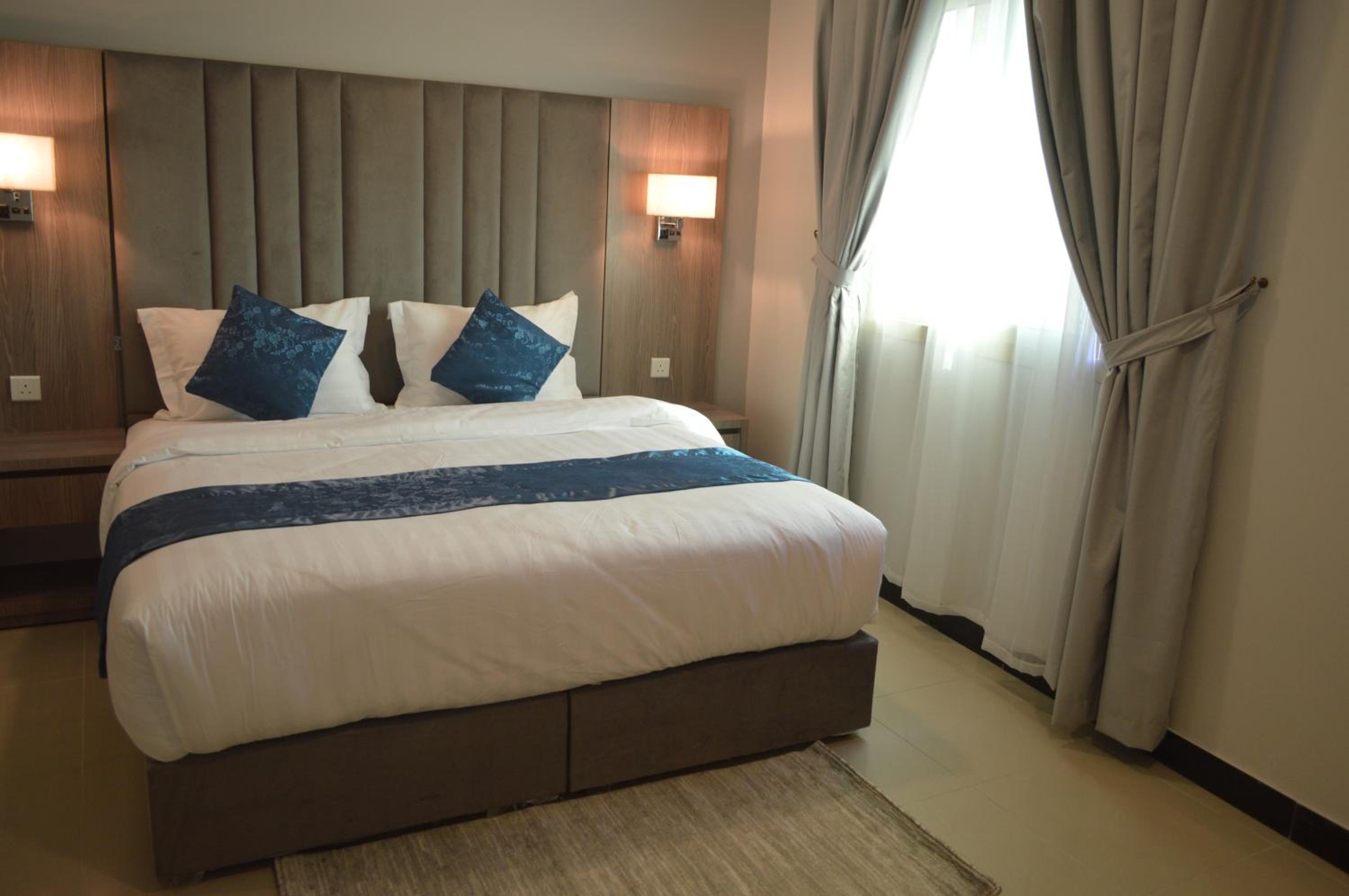 Two-Bedroom Deluxe Apartment - Photo 1