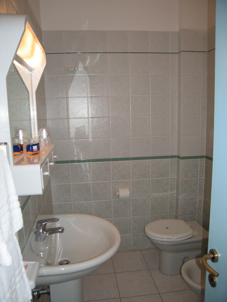 Triple Room - Photo 3