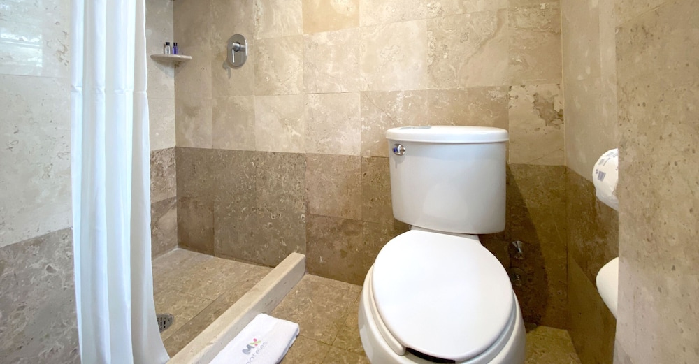 Standard Room - Photo 9