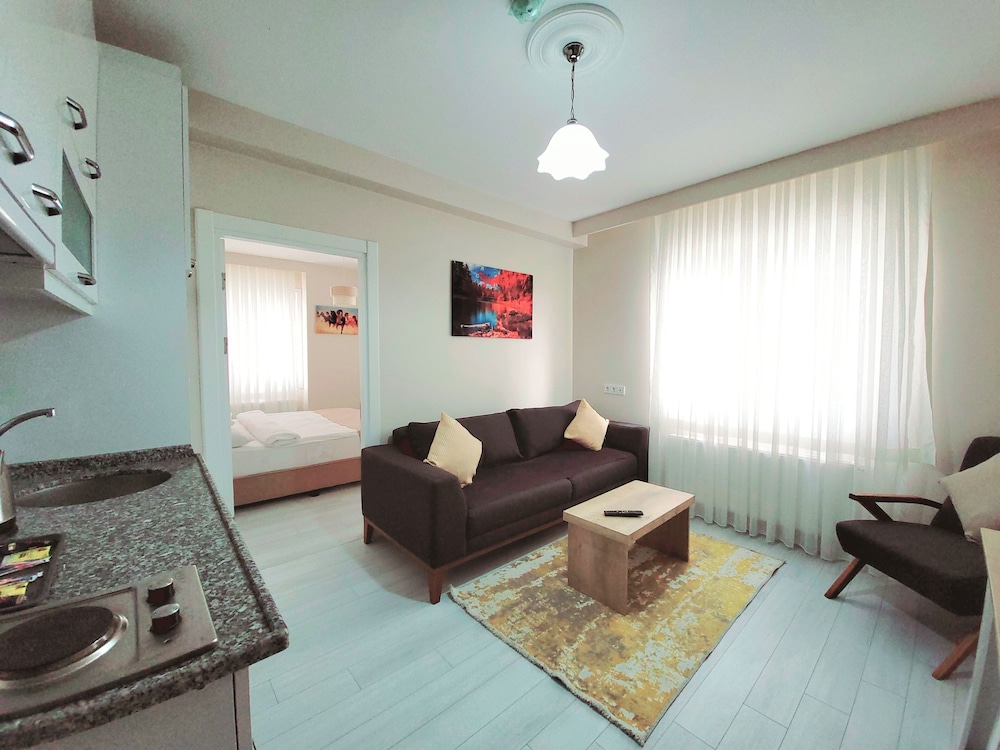 Comfort Suite photo 1