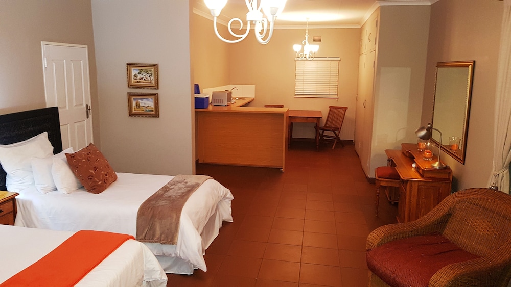 Standard Room (1)