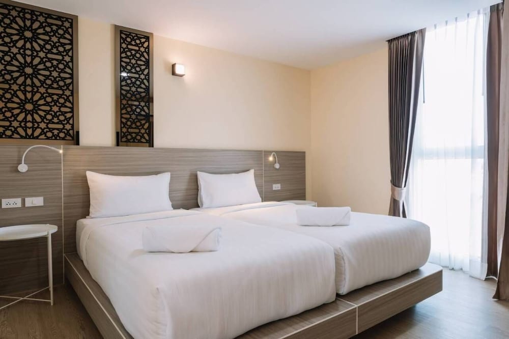 Standard Twin Room - Photo 1