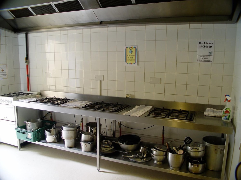 Shared Dormitory, Women only photo 3