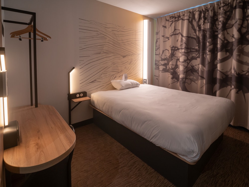 Double Room, Non Smoking - Photo 1