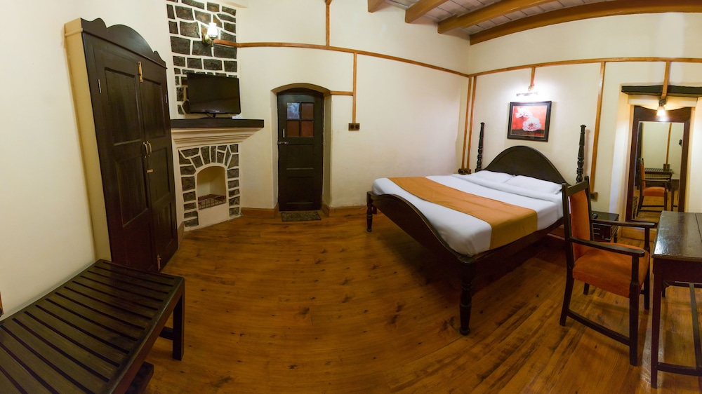 Suite (Heritage) - Photo 22