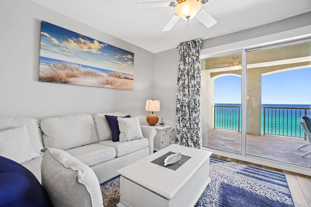 Condo, 2 Bedrooms, Sea View (1-907)