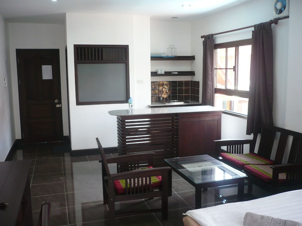 Superior Double Room (Front Side) photo 2