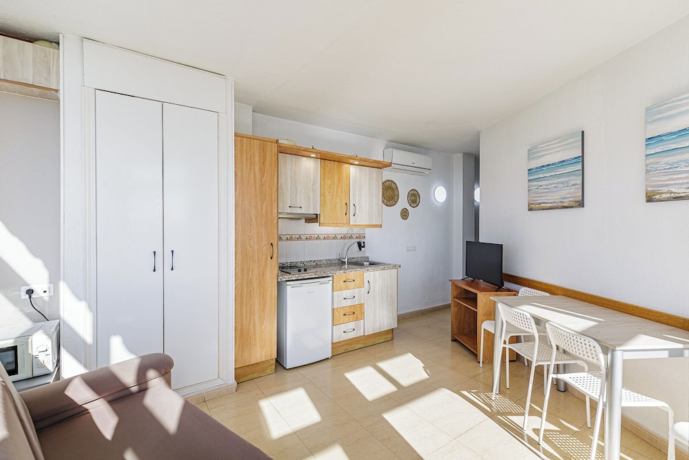 Standard Apartment - Photo 7