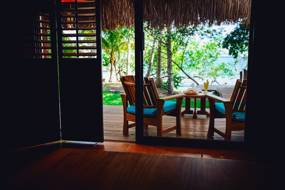 Master Suite lagoon view - Photo 4