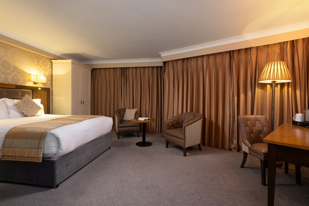 Superior Double Room, River View - Photo 3