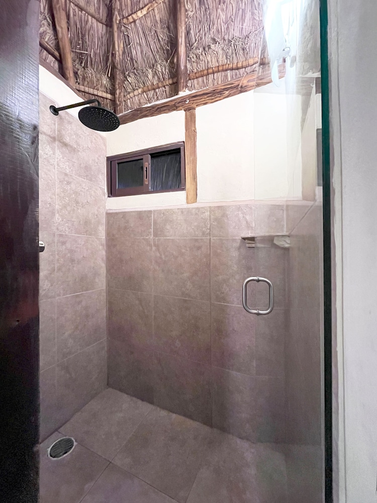 Deluxe Double Room Ibis photo 2