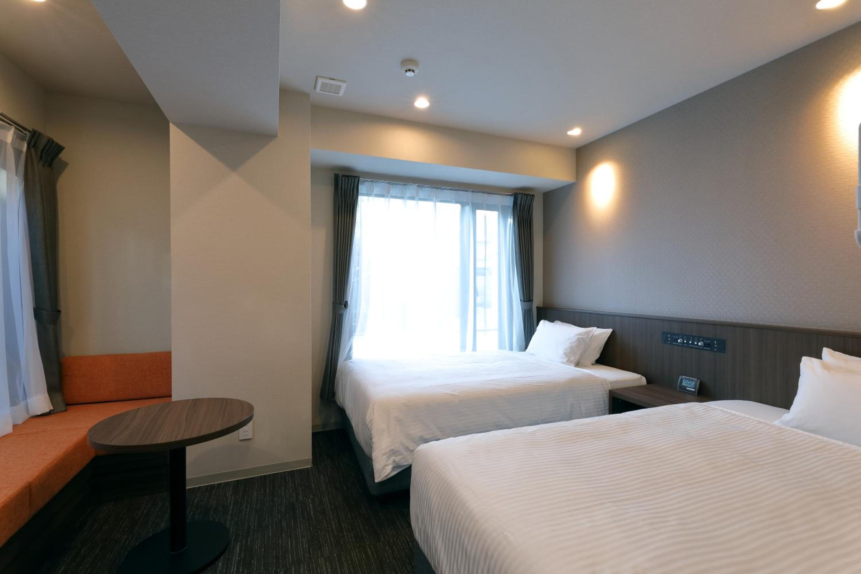 Twin Room - Photo 1