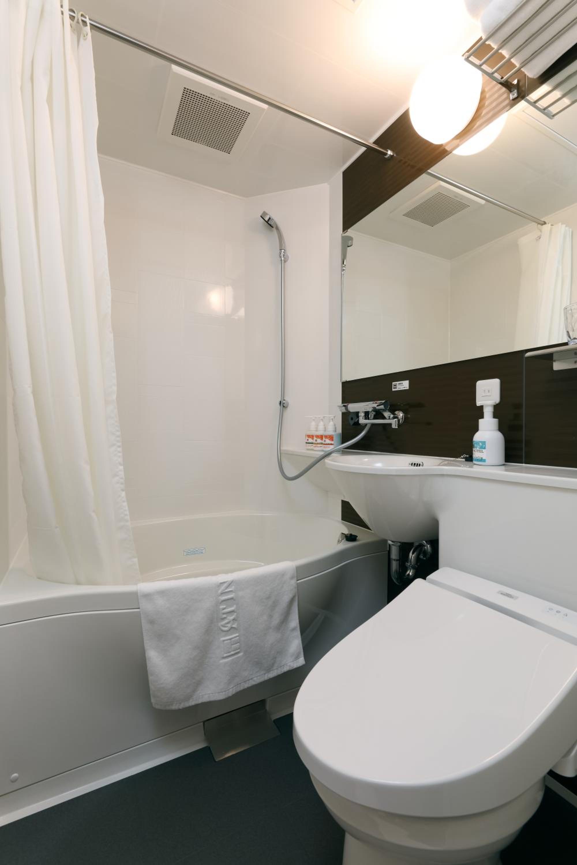 Twin Room - Photo 4