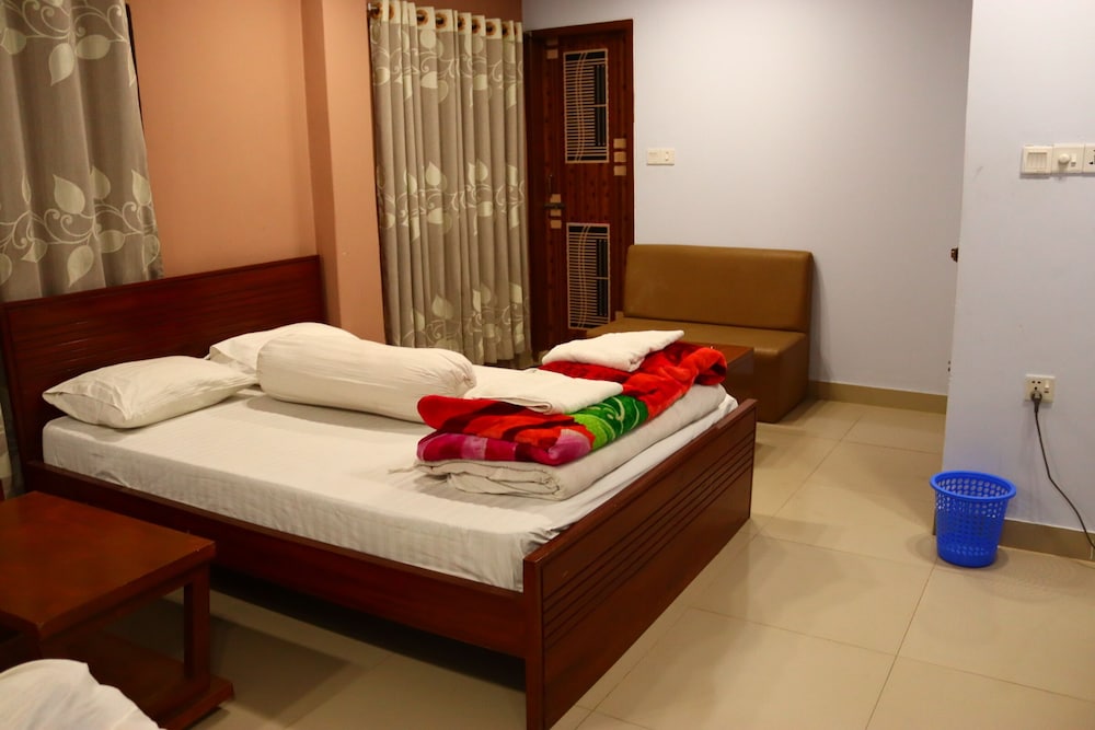 Deluxe Double Room, City View photo 3