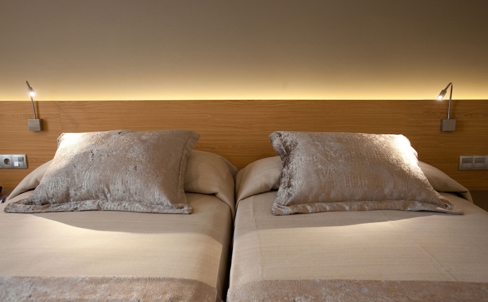 Double Room - Photo 4