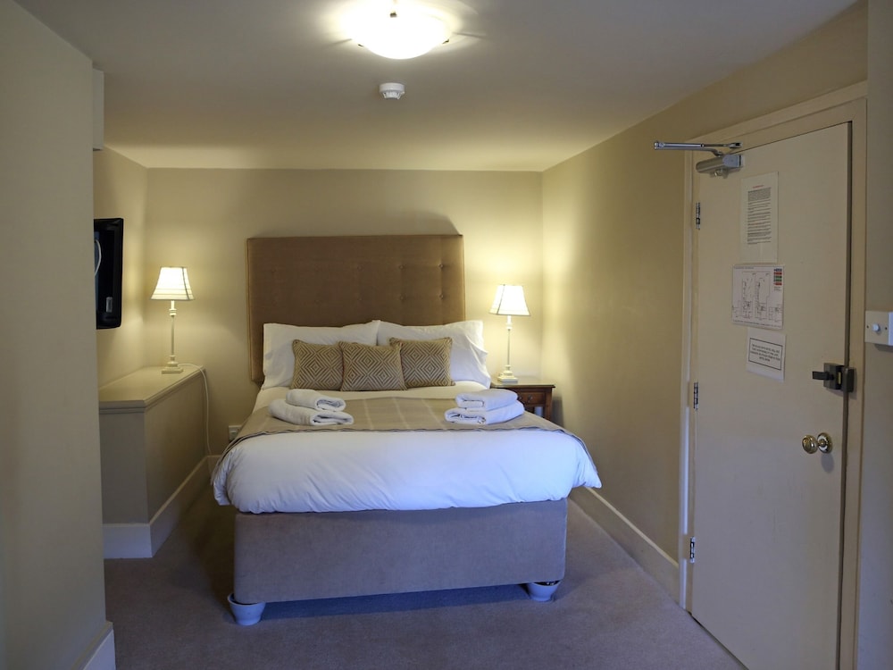 Double Room, Ensuite - Photo 3