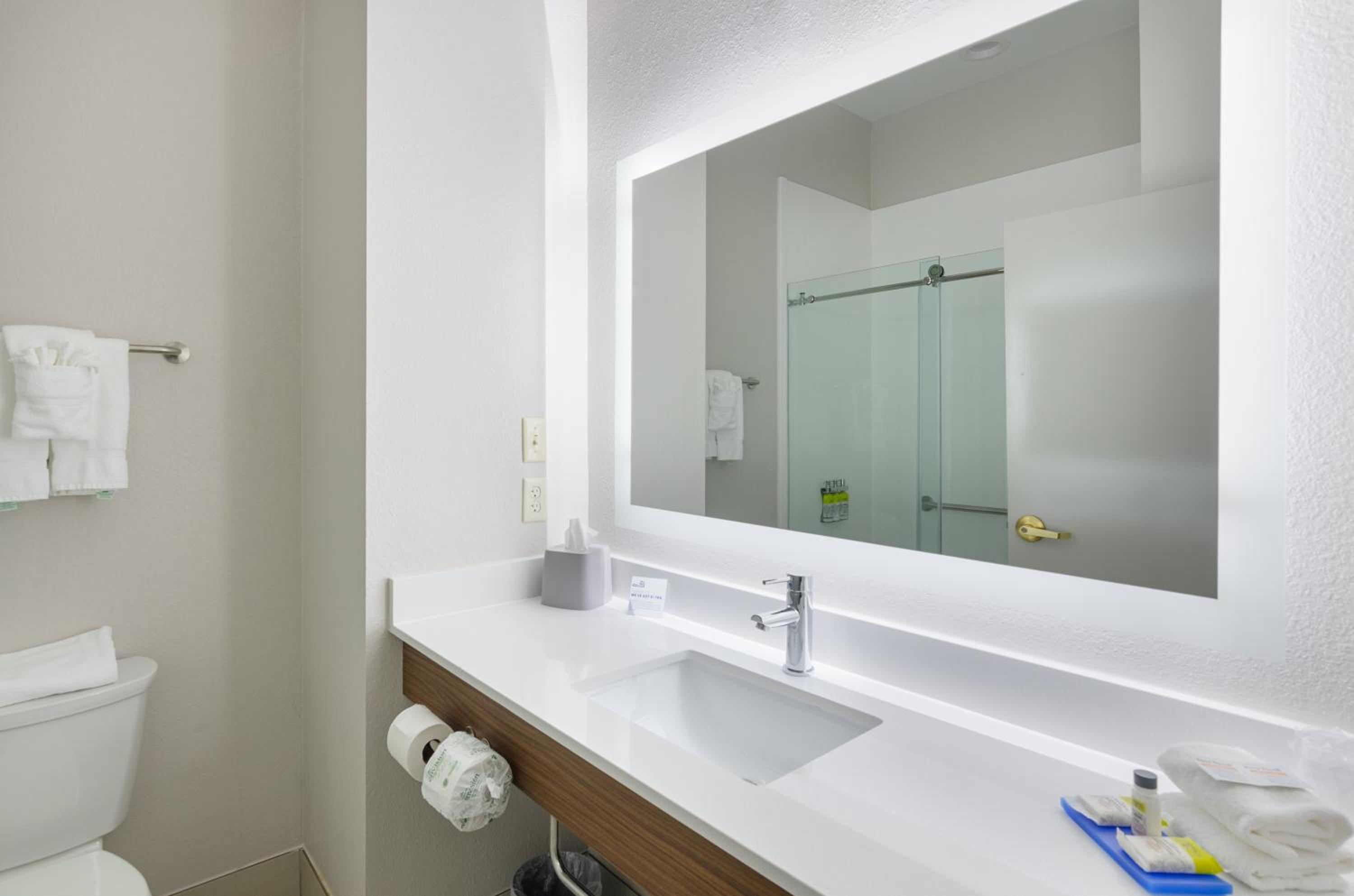 Suite with Two Beds - Non-Smoking - Photo 4