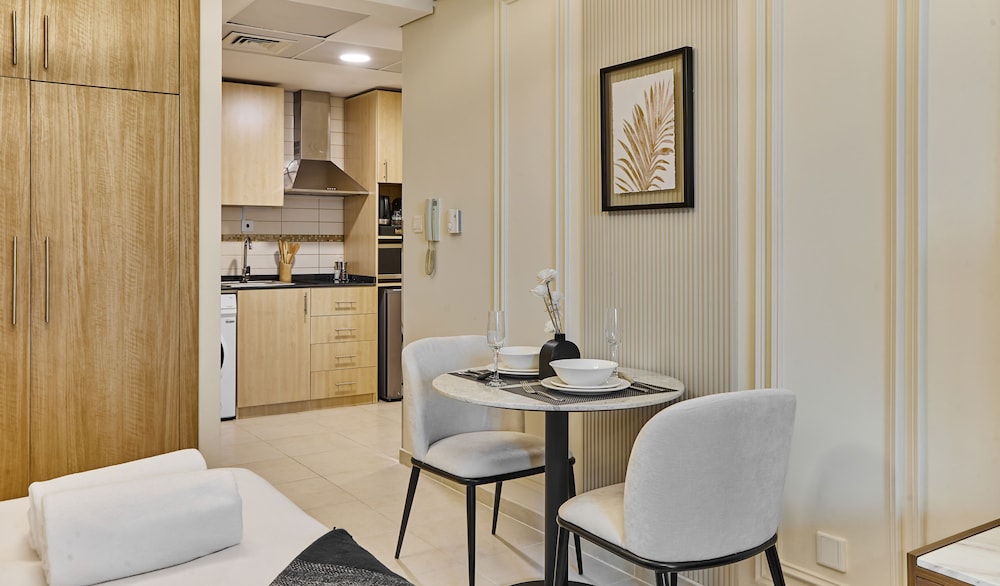 Premium Studio, City View photo 2