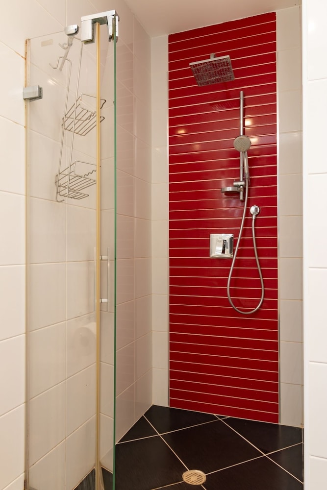 Luxury Apartment photo 3