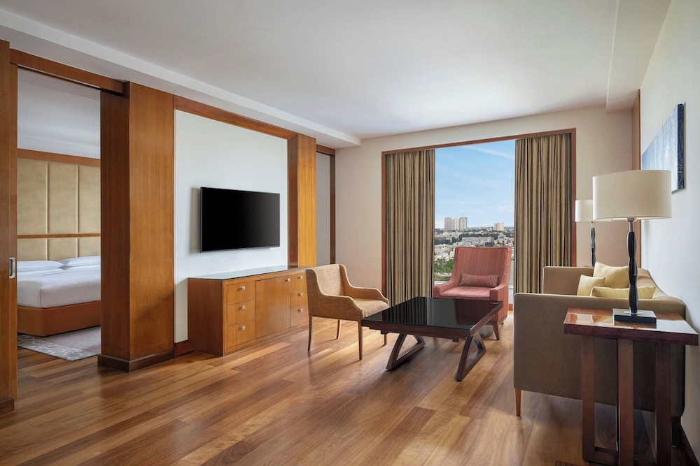 Suite, 1 King Bed Suite, 1 King Bed