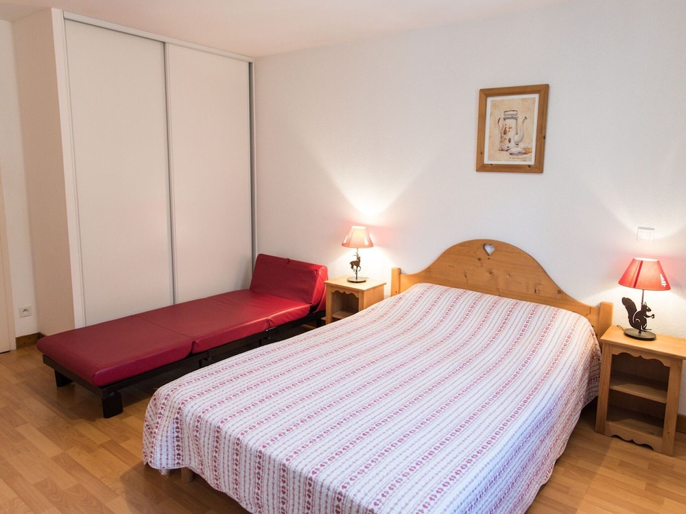 Apartment photo 2