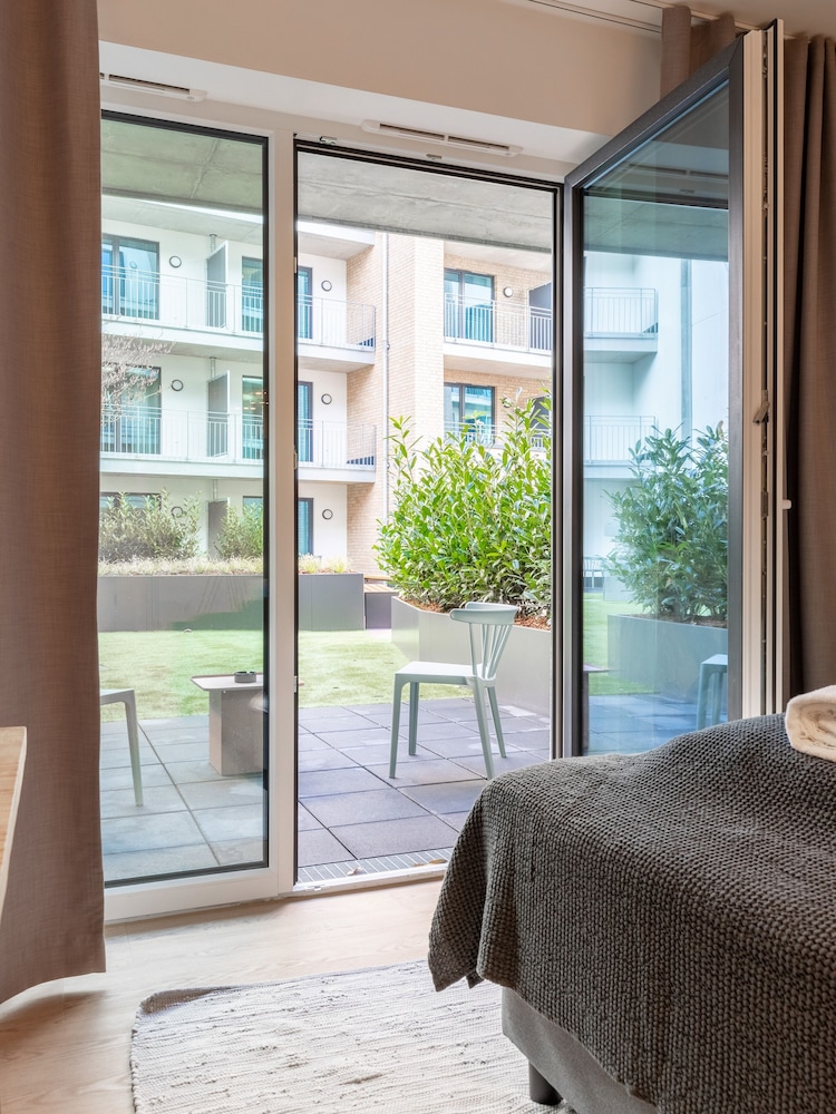 Suite M with Terrace - Photo 15