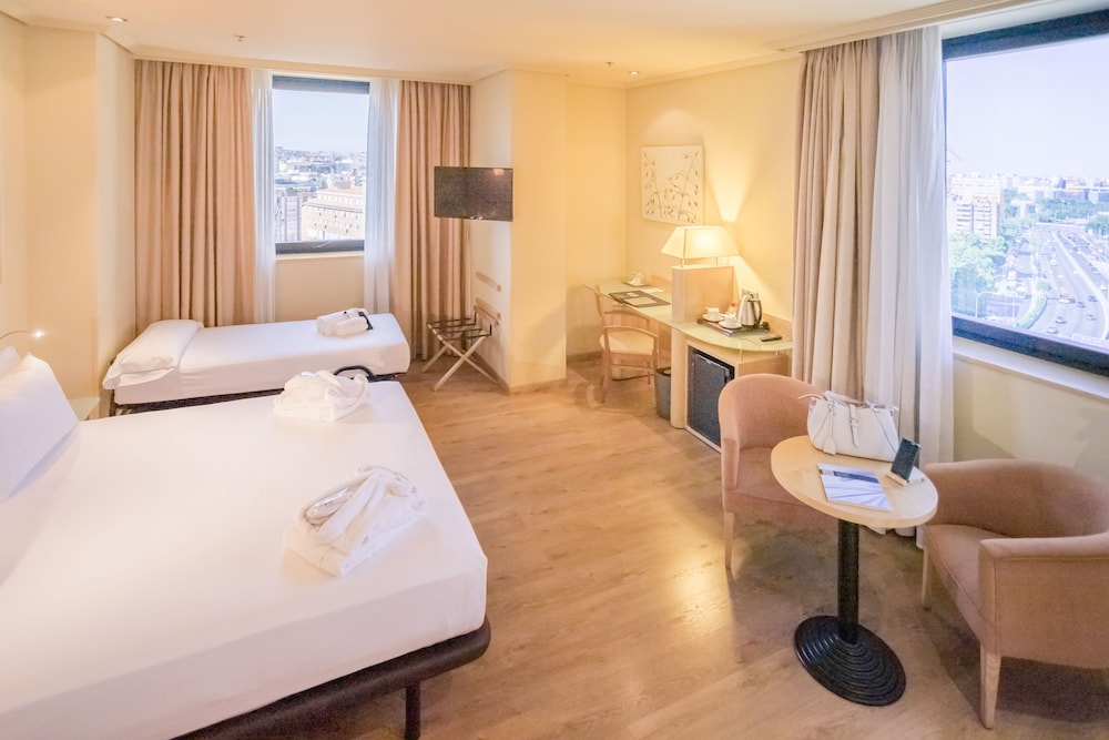 Triple Room - Photo 1