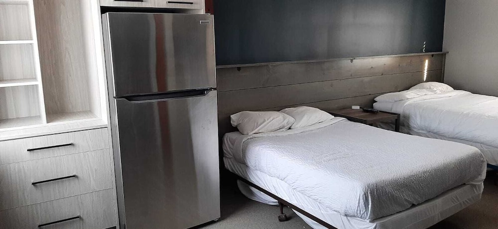 Deluxe Room, 2 Double Beds (with Kitchenette) photo 1