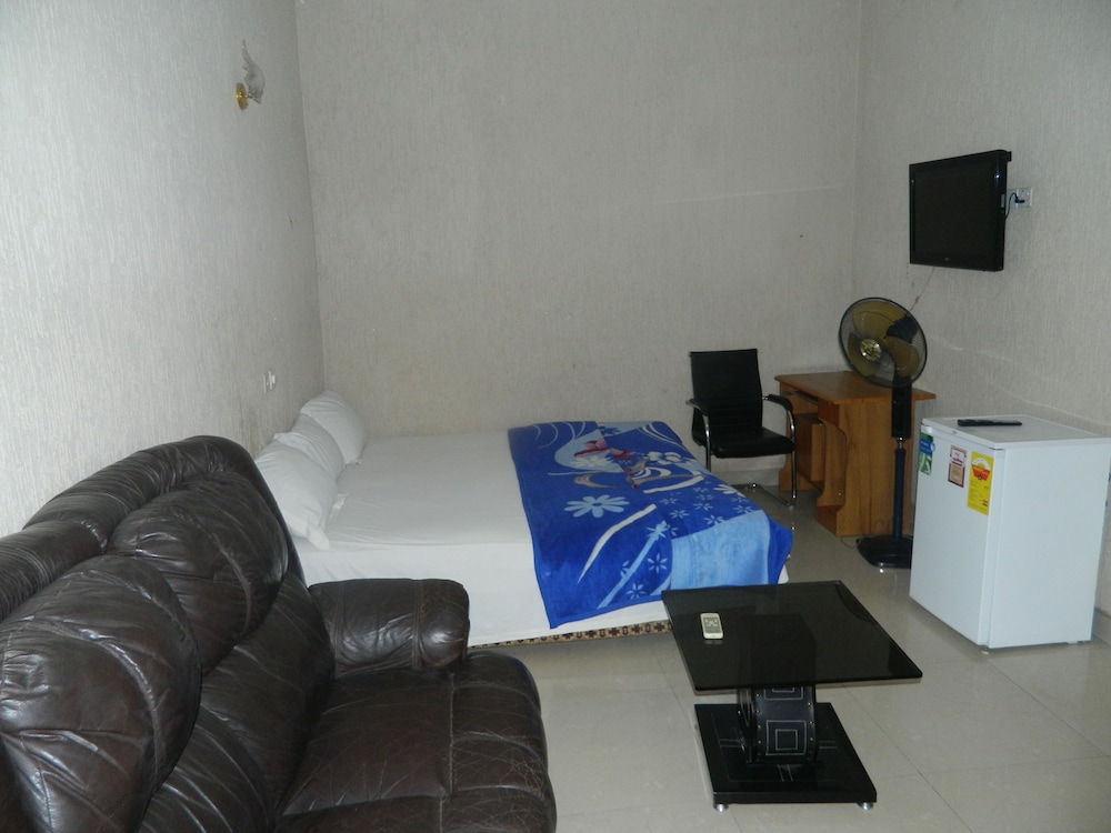 Deluxe Room, 1 Queen Bed photo 1