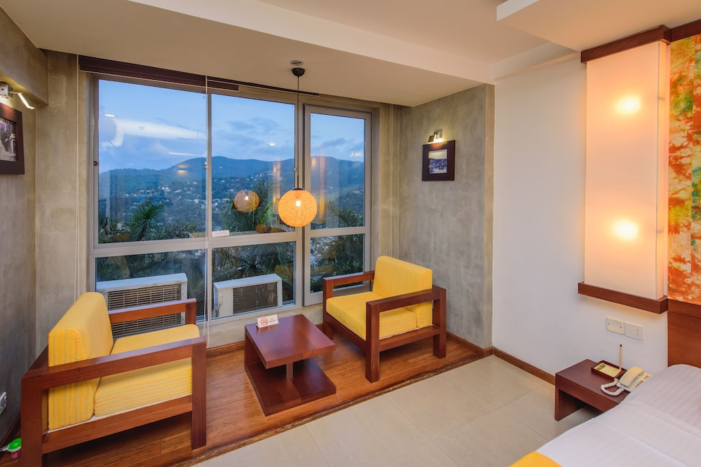 Deluxe Double Room - Photo 8