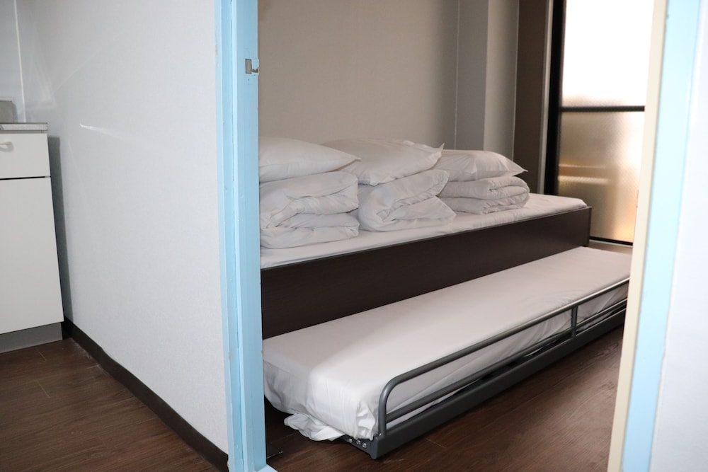 Family Apartment, City View photo 3