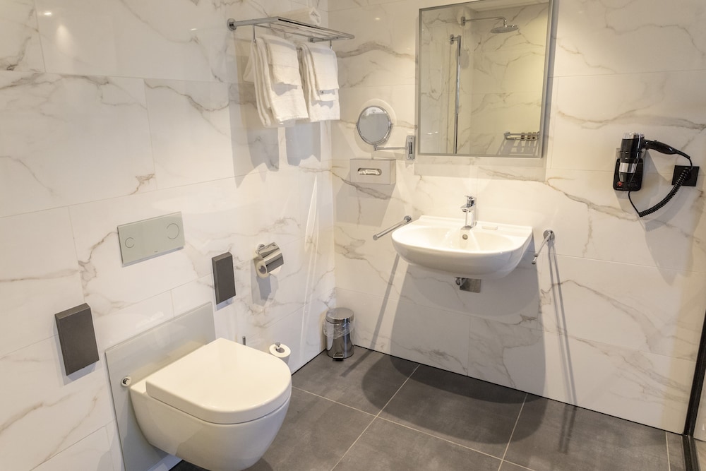Superior Double or Twin Room photo 2