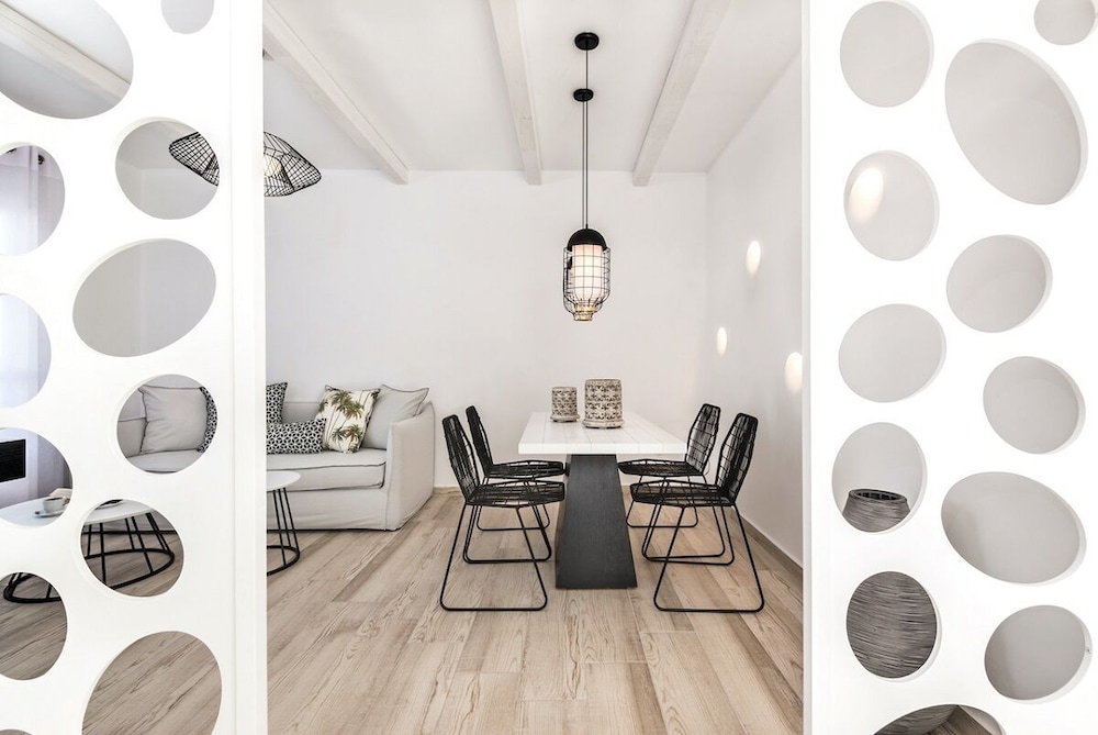Basic Suite - Photo 5
