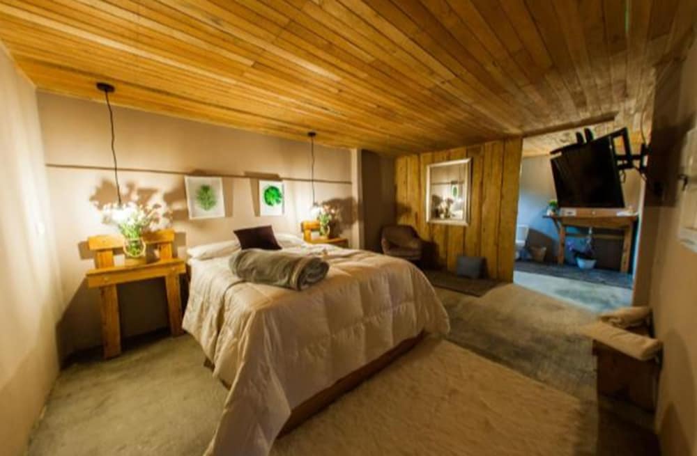 Double Room, 1 Double Bed, Private Bathroom photo 2