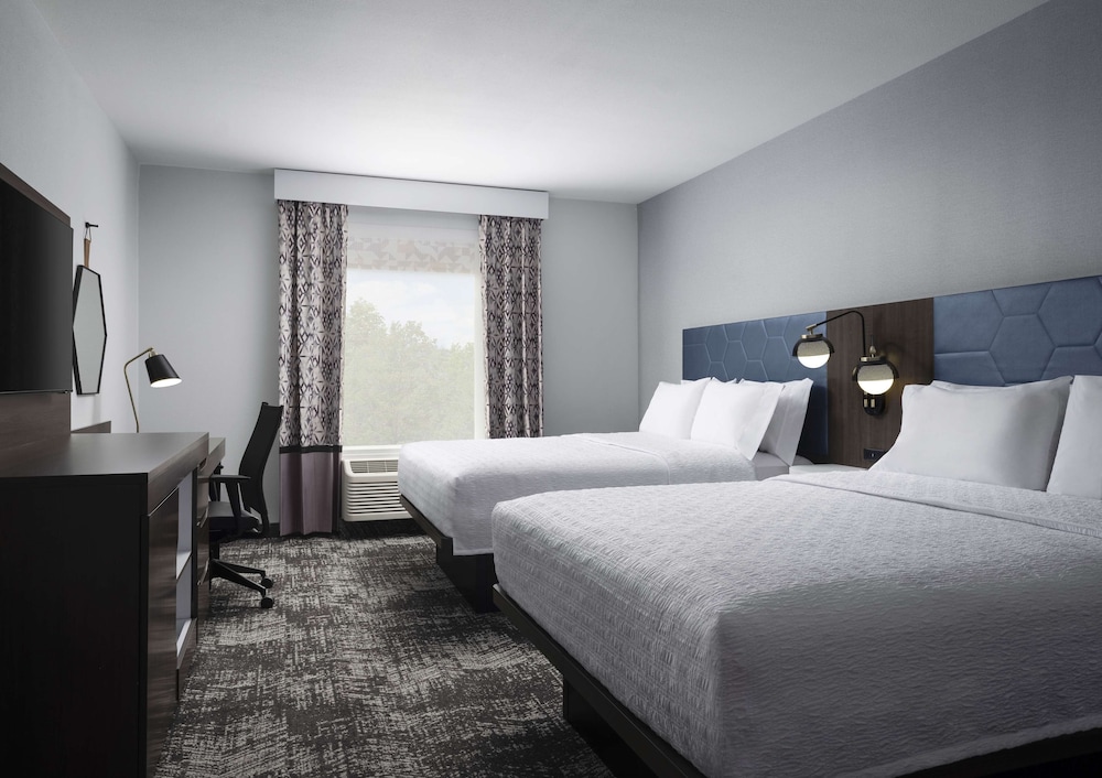 Family Suite, Multiple Beds, Non Smoking photo 1