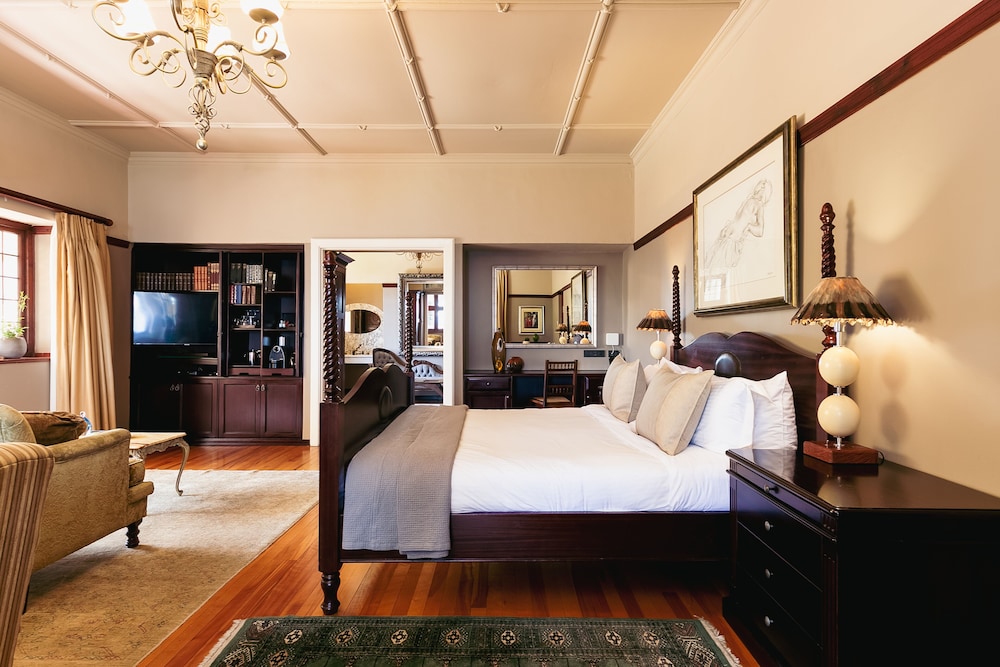 Manor Knacke Suite photo 3