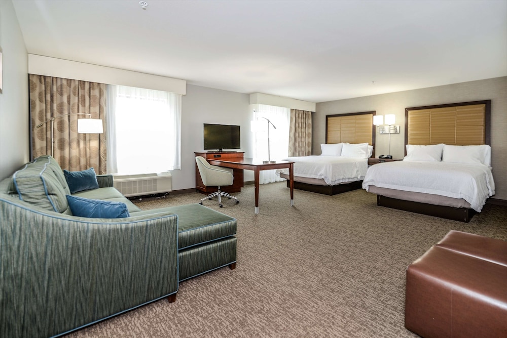 Studio, 2 Queen Beds, Accessible (Hearing)