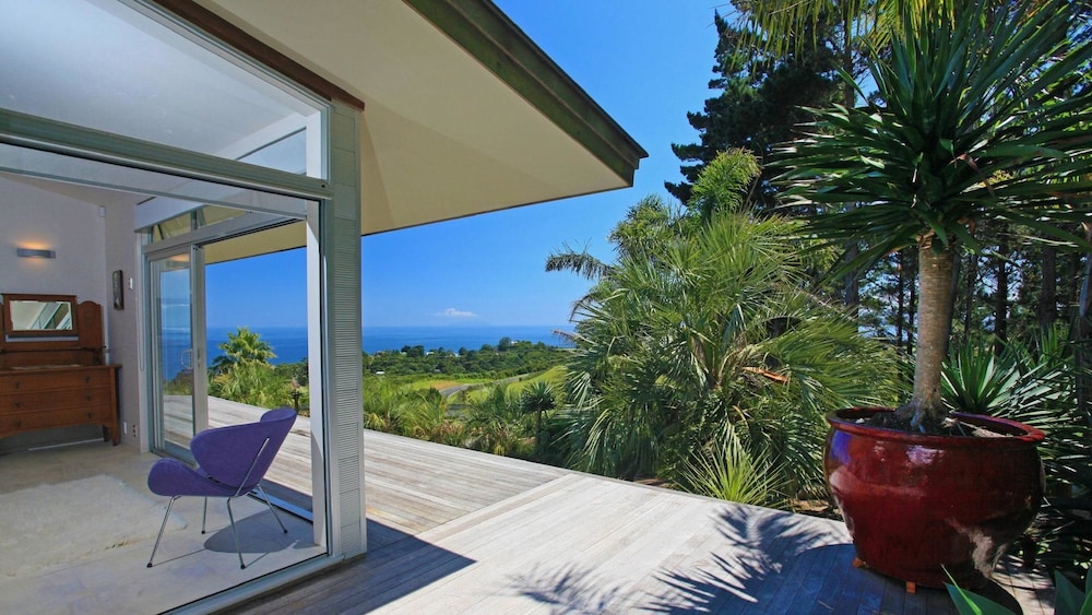 Apartment, 1 Queen Bed, Ocean View (Nikau Apartment 1)
