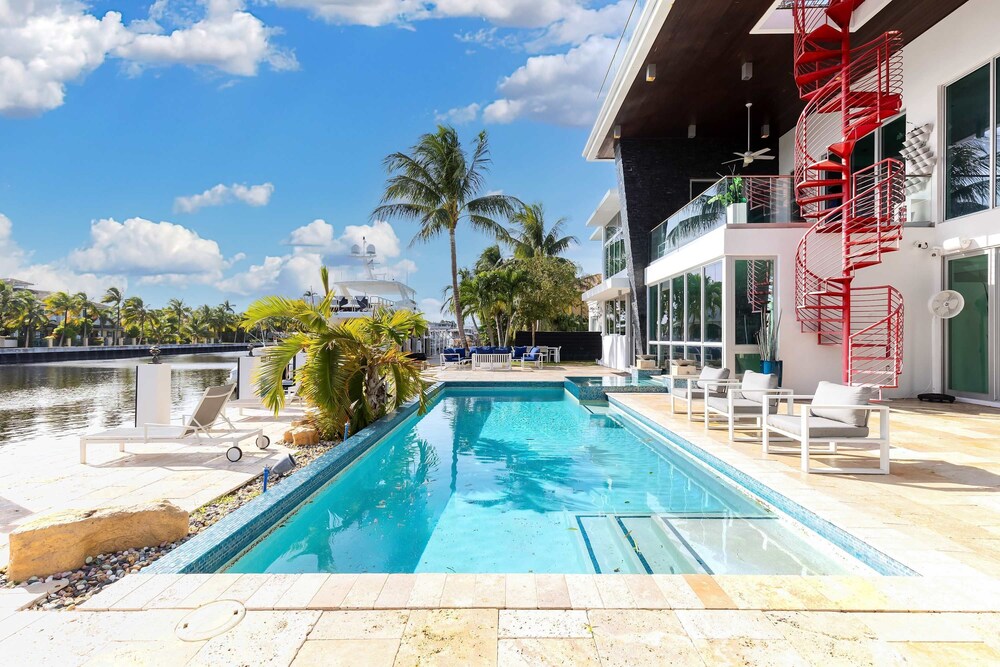 Modern Waterfront Mansion in the Heart of Las Olas Minutes From the Beach, Bilde 12