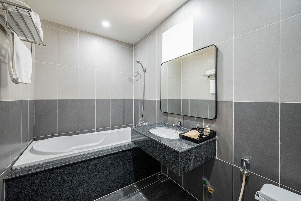 Premium Triple Room photo 3