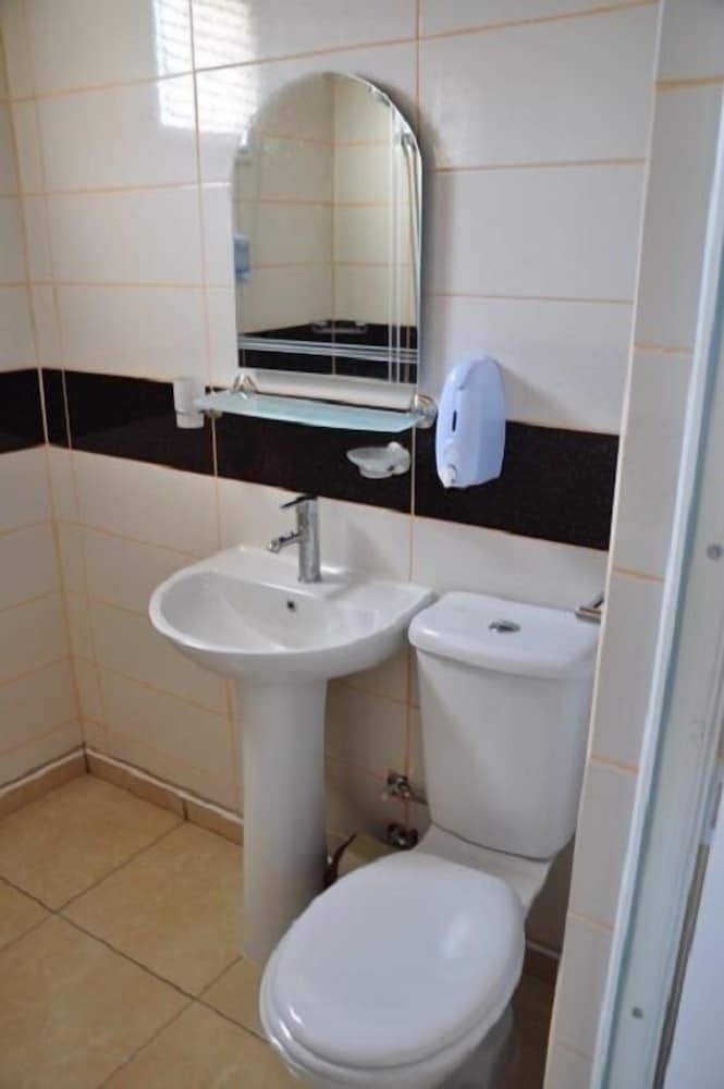 Standard Triple Room photo 2