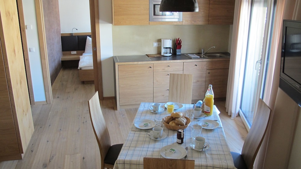 Apartment, 1 Bedroom, Balcony (Watles) photo 2
