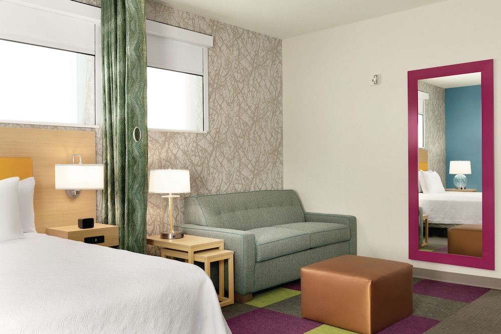 Room, 1 Queen Bed, Accessible, Bathtub photo 2