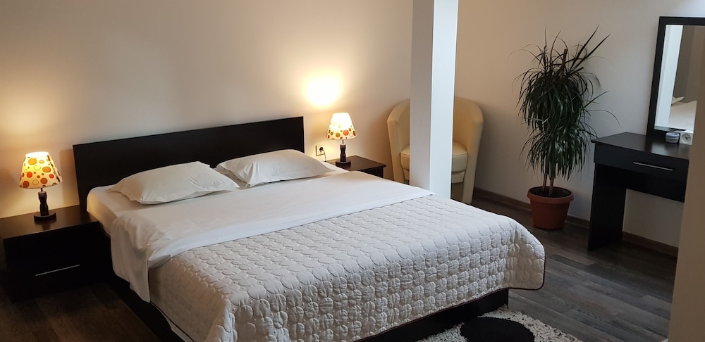 Basic Room photo 2