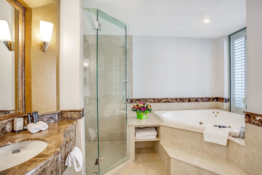 Spa Suite - Photo 3
