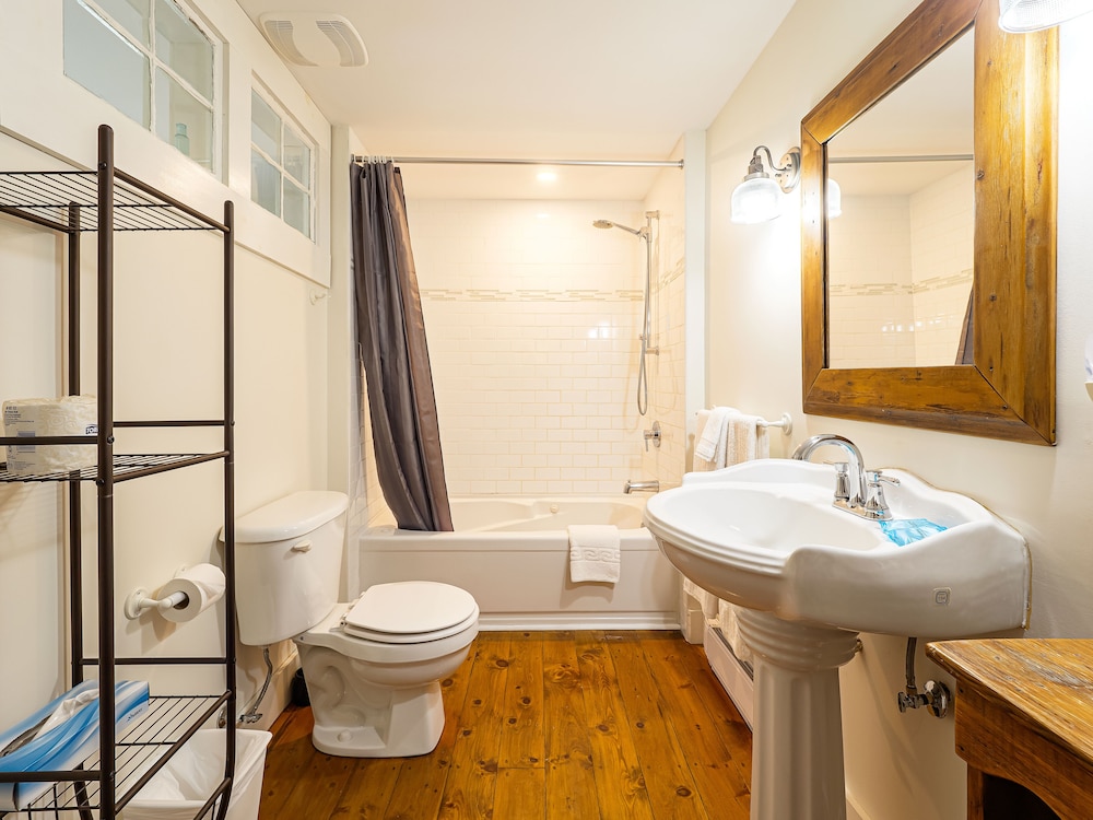 Comfort Suite photo 2