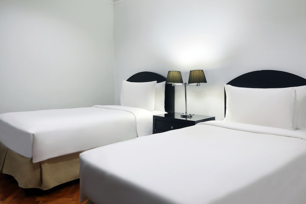 Classic Apartment, 2 Bedrooms - Photo 4