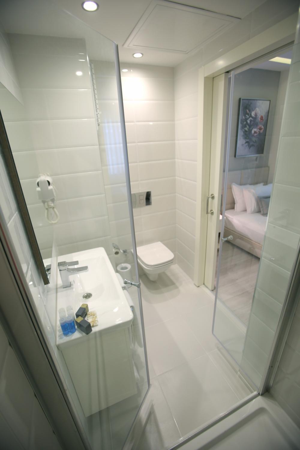 Standard Twin Room photo 2